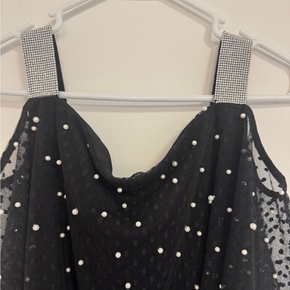 Elegant Black and Silver Women's Dress - Picture 7 of 7